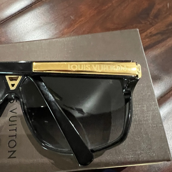Louis Vuitton Millionaire Sunglasses - Picture 6 of 9